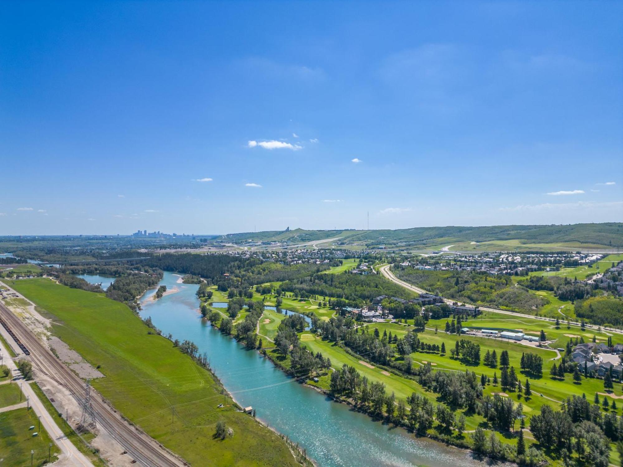 Cozy Rockland Park Unit+Parking Apartman YYC Kültér fotó