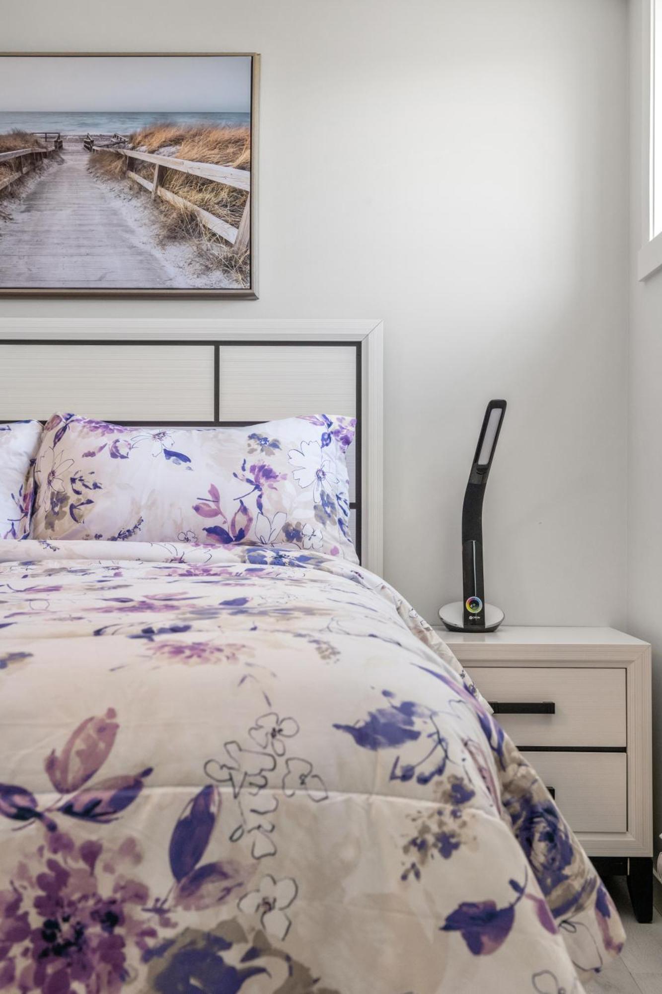 Cozy Rockland Park Unit+Parking Apartman YYC Kültér fotó