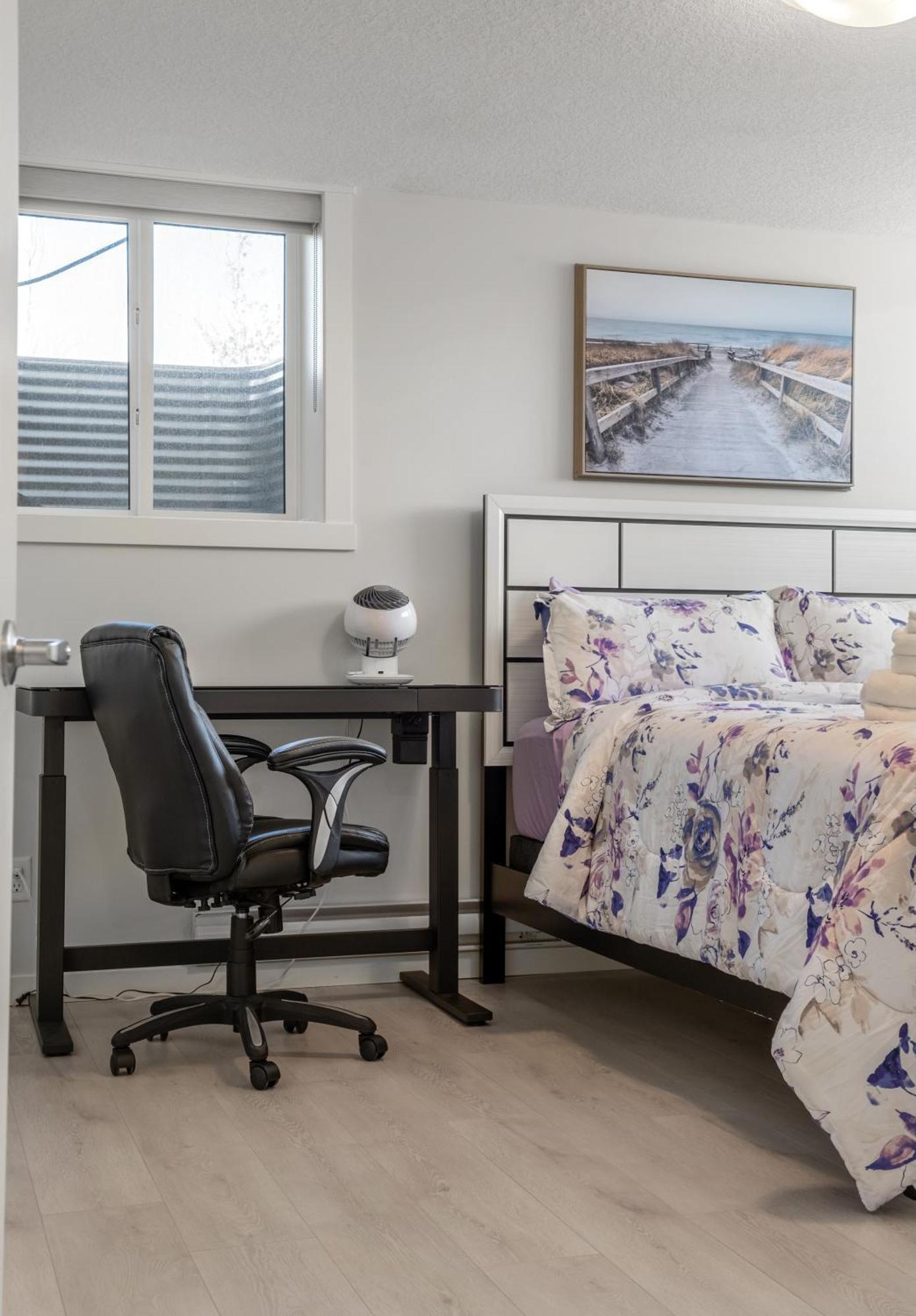 Cozy Rockland Park Unit+Parking Apartman YYC Kültér fotó