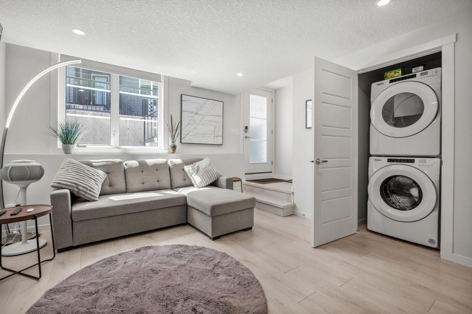 Cozy Rockland Park Unit+Parking Apartman YYC Kültér fotó