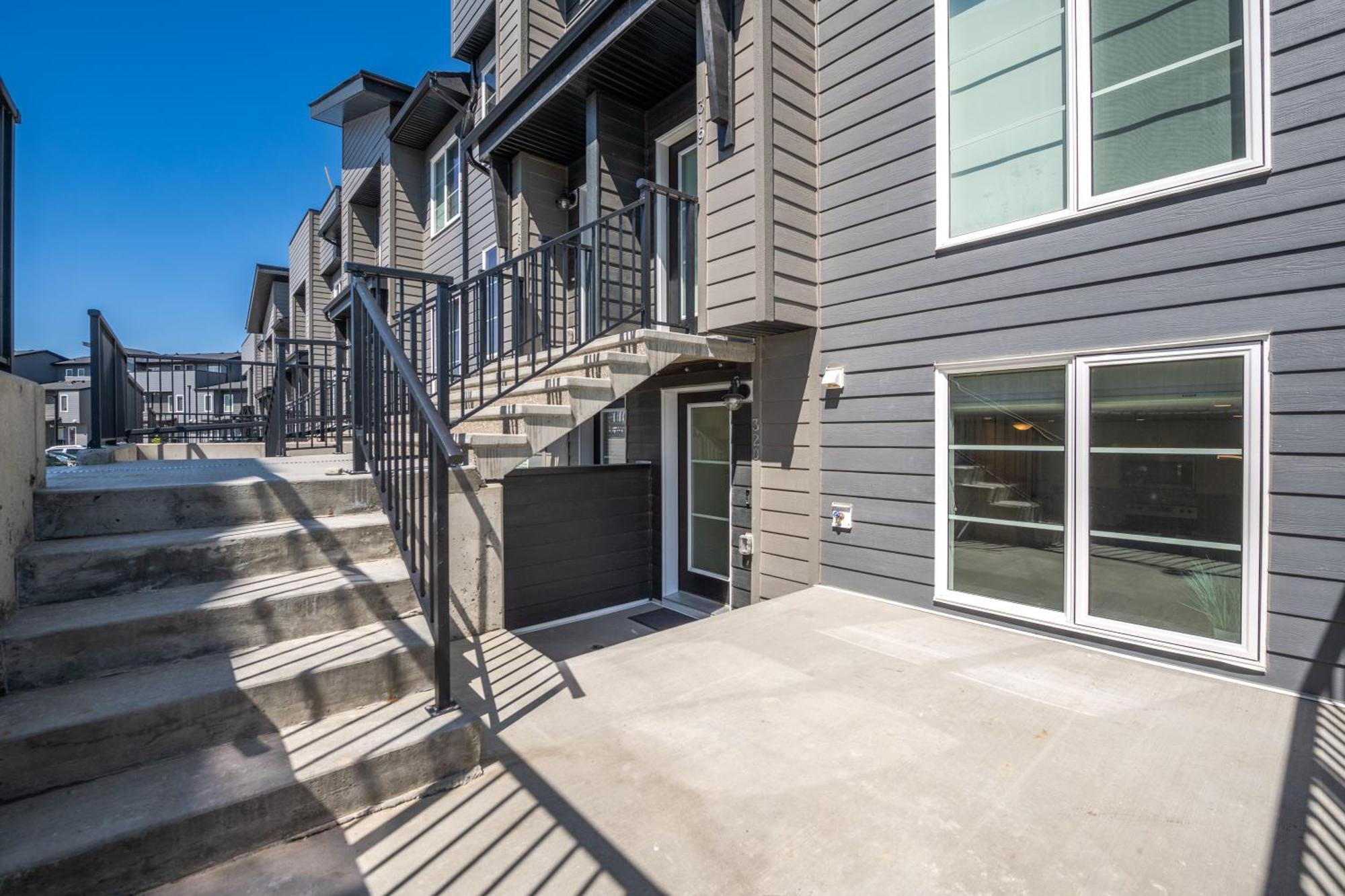 Cozy Rockland Park Unit+Parking Apartman YYC Kültér fotó